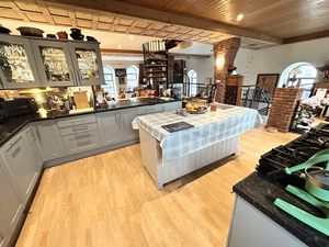 Photo 9- click for photo gallery